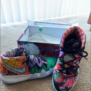 Kyrie Basketball Shoes